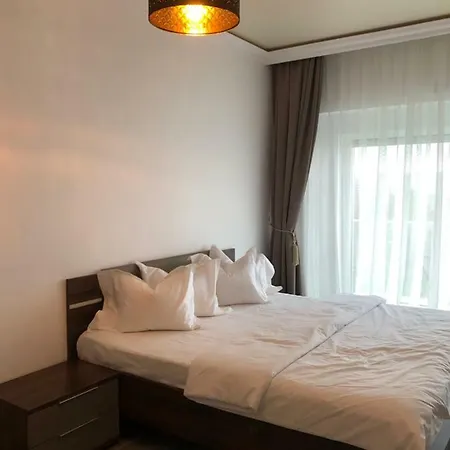 White Tower Aparthotel Mamaia Exterior photo