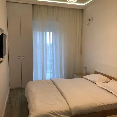 White Tower Aparthotel Mamaia Exterior photo