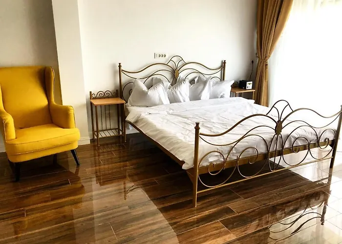 White Tower Aparthotel