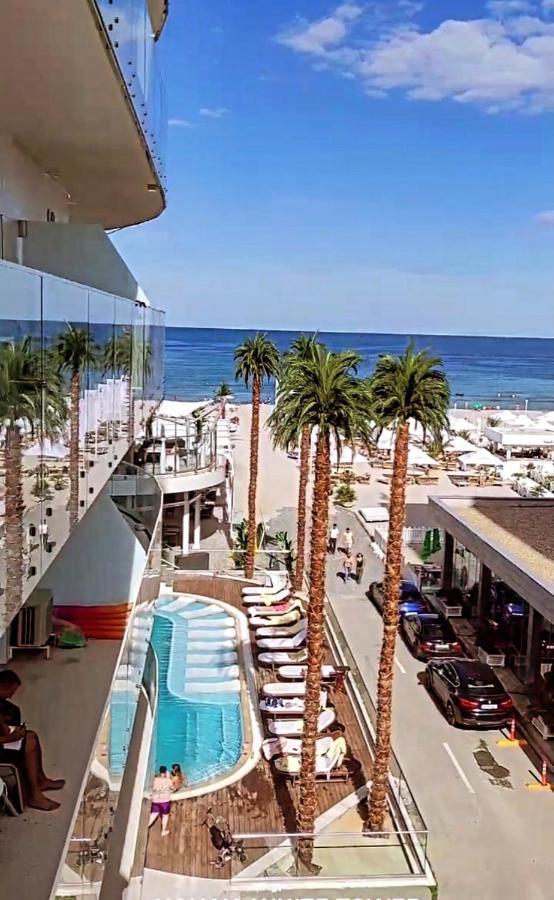 Apartment White Tower Mamaia